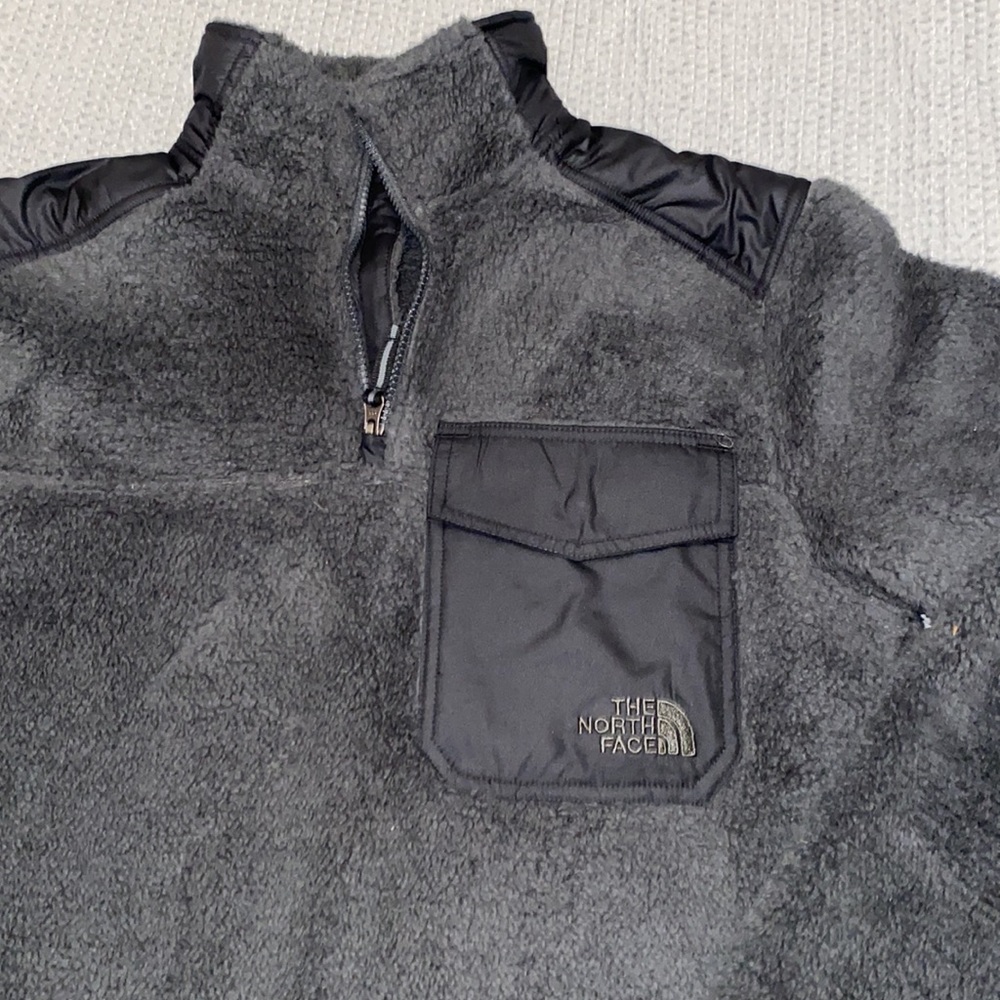 The North Face pullover - Picture 2 of 4